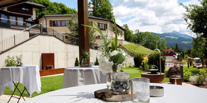 Hochzeit - Umgebung: in den Bergen - Pongau - Hotelgarten - Laudersbach's Event-Stadl