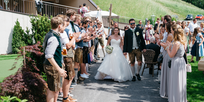 Hochzeit - Geeignet für: Private Feier (Taufe, Erstkommunion,...) - Wagrain - Hotel Eingang - Laudersbach's Event-Stadl