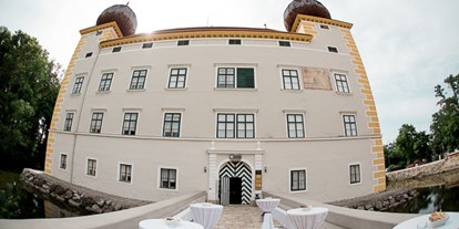 Hochzeit - Art der Location: Burg - Wien Ottakring - Gerüchteküche Wasserschloss Kottingbrunn