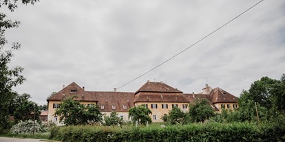 Hochzeit - Hochzeitsessen: mehrgängiges Hochzeitsmenü - Geisenfeld - Die Außenansicht des Prielhof - Klosterschenke Scheyern - Prielhof