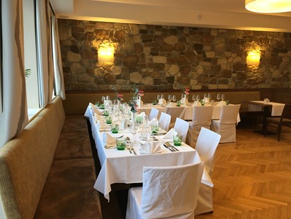 Hochzeit - Art der Location: Gasthaus - Grafenegg - Kleiner Saal - gedeckt für ca 20 Personen - Donauhof Zwentendorf