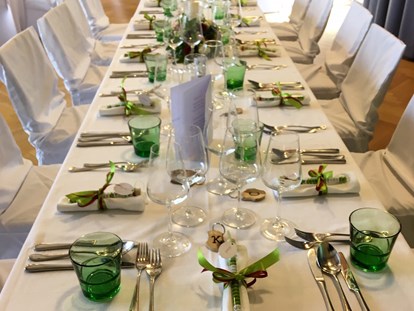 Hochzeit - Geeignet für: Firmenweihnachtsfeier - Mostviertel - Musterbild gedeckter Tisch - Donauhof Zwentendorf