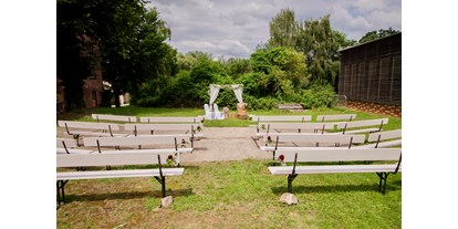 Hochzeit - barrierefreie Location - Scheunengarten mit freier Trauung - Feste Scheune im Stadtgut Berlin Buch