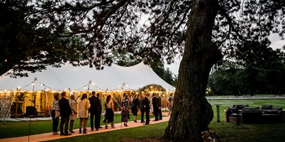 Hochzeit - Art der Location: Schloss - Mostviertel - Schloss Jeutendorf Marquees