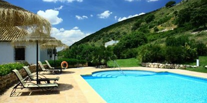 Hochzeit - Umgebung: in den Bergen - Spanien - Pool - Outdoor  - Hotel Fuente del Sol 