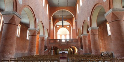 Hochzeit - Frühlingshochzeit - Sachsen-Anhalt - Klosterkirche - kirchliche Trauungen möglich - Kloster Jerichow