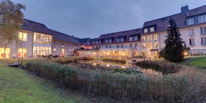 Hochzeit - Hochzeitsessen: Buffet - Hummelshain - Blick auf das Hotel am Schloß - Hotel am Schloß Apolda