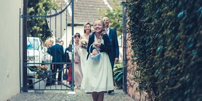 Hochzeit - Umgebung: in Weingärten - Willkommen! - Knipsers Halbstück