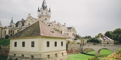 Hochzeit - Art der Location: Schloss - Kirchstetten (Kirchstetten) - Das Schloss Grafenegg in Niederösterreich. - Schloss Grafenegg