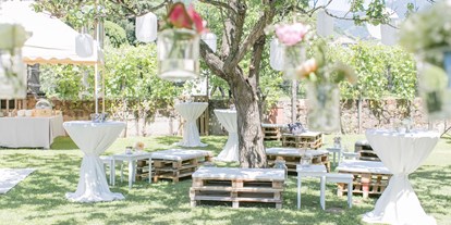 Hochzeit - Art der Location: im Freien - Italien - Aperitif in unserem Garten - Schloss Maretsch