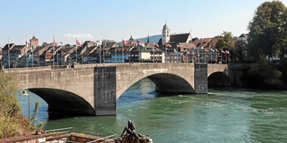 Hochzeit - Frühlingshochzeit - Basel (Basel) - Location am Rhein für Hochzeit oder Spaziergänge - Chinarestaurant Fudu Rheinfelden