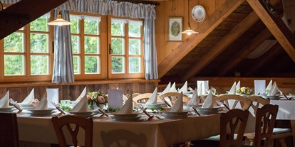 Hochzeit - Art der Location: Restaurant - Obertraun - Heiraten in der Mostschenke im Heustadl in Ebensee.
foto © sabinegruber.net - Mostschenke im Heustadl