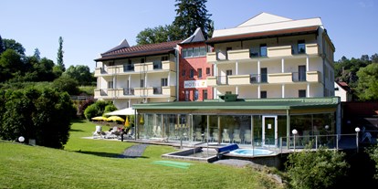 Hochzeit - nächstes Hotel - Waldviertel - Blick auf Hotel und Wellnessbereich - Hotel-Restaurant Liebnitzmühle