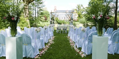 Hochzeit - Hochzeits-Stil: Boho-Glam - Bützow - Trauung auf der Insel im Park - Hotel Schloss Gamehl
