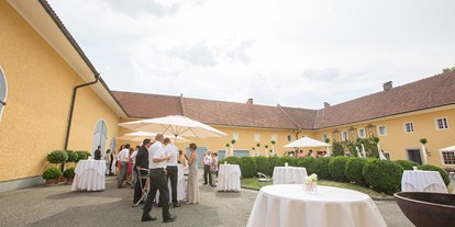 Hochzeit - Weistrach - Heiraten am Burnerhof in Oberösterreich.
Foto © sandragehmair.com - Burnerhof
