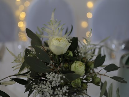 Hochzeit - Wickeltisch - Saxen - Blumendekoration - Schloss Events Enns