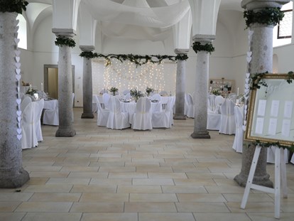 Hochzeit - interne Bewirtung - Klam - Festsaal - Schloss Events Enns