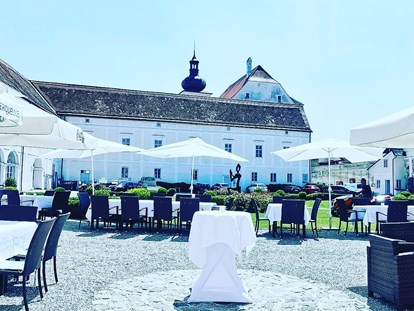 Hochzeit - Art der Location: im Freien - Hellmonsödt - Schloss Events Enns