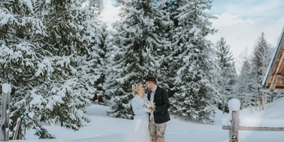 Hochzeit - Art der Location: privates Anwesen - Die Rufana Alp bei einer Winterhochzeit. - Rufana Alp