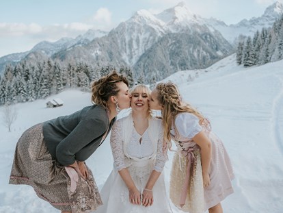 Hochzeit - Hochzeitsessen: 5-Gänge Hochzeitsmenü - Alpenregion Bludenz - Die Rufana Alp steht euch auch für Winterhochzeit zur Verfügung.  - Rufana Alp