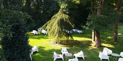 Hochzeit - Art der Location: ausgefallene Location - Bedburg - Sektempfang und Kaffee & Kuchen im Park - Landhaus Danielshof