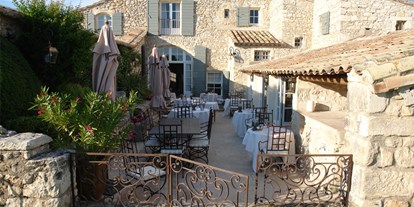 Hochzeit - Art der Location: im Freien - Frankreich - Le Mas de la Rose