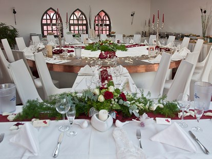 Hochzeit - Art der Location: Burg - Der Avalon Festsaal für eure Hochzeit im Burghotel zu Strausberg. - The Lakeside Burghotel zu Strausberg