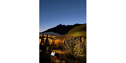 Hochzeit - Geeignet für: Seminare und Meetings - Zugspitze - Abends im Geheimen Garten

4Eck Restaurant Garmisch Hochzeitslocation - 4ECK Restaurant & Bar 