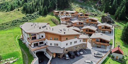 Hochzeit - Umgebung: in den Bergen - Tirol - Das Chalet Dorf  - das Chaletdorf - Pitztal