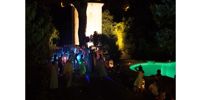 Hochzeit - Trauung im Freien - Italien - Party am Pool www.retreat-palazzo.de - Retreat Palazzo