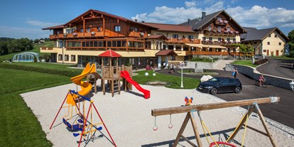 Hochzeit - Umgebung: mit Seeblick - Kirchberg bei Mattighofen - Leidingerhof - Panorama Hotel Leidingerhof 