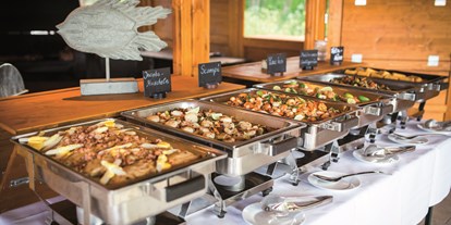 Hochzeit - Hochzeitsessen: Buffet - Deutschland - Vielfältige Barbecue-Arrangements (BBQ)  - Strandrestaurant Marienbad