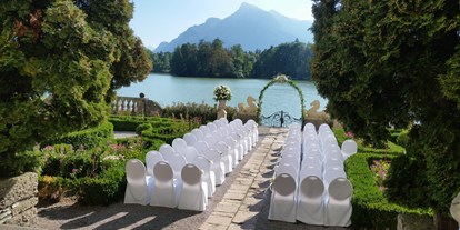 Hochzeit - Trauung im Freien - Anthering - Standesamtliche Trauung am Weiher - Hotel Schloss Leopoldskron