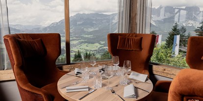 Hochzeit - Art der Location: Hotel - Tirol - Unsere Aussicht ist etwas ganz einzigartiges und bietet romantische und spektakuläre Fotokulissen. - jezz AlmResort Ellmau