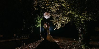 Hochzeit - Otzberg - Auch bei Nacht bietet das Hofgut Dippelshof beeindruckende Fotolocations. - Hofgut Dippelshof