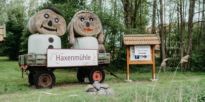 Hochzeit - Hessen - Das große Areal der Haxenmühle bietet genügend Auslauf die jedes Alter der Hochzeitsgäste. Zahlreiche Tiere sind das Highlight der kleinsten Gäste. - Haxenmühle