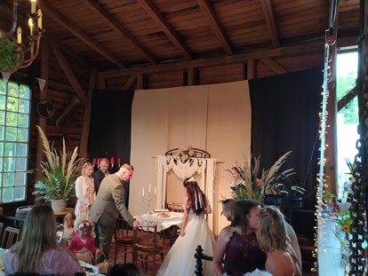 Hochzeit - Hochzeitsessen: Catering - ...Trauung in der Scheune... - Alte Försterei