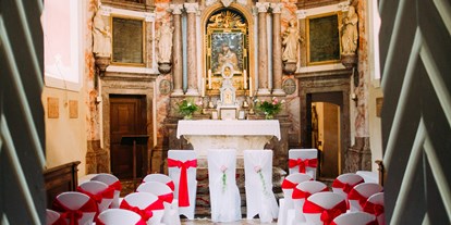 Hochzeit - externes Catering - Faak am See - In der angrenzenden Kapelle kann eine kirchliche Trauung abgehalten werden. - Schloss Wasserleonburg
