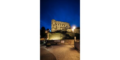 Hochzeit - Umgebung: am Land - Rothenthurn - Die "Alte Burg" in Gmünd ist eine historische Hochzeits-Location.  - Alte Burg Gmünd