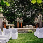 Hochzeit: Freie Trauung im Garten - Eventbauernhof Sprikeltrix