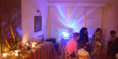 Hochzeit - Trauung im Freien - Wien Neubau - Garden Lounge Party Sitzkreis - Metamorphosys - Place of Bliss - Wien 22