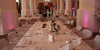 Hochzeit - Trauung im Freien - Anthering - Säulenhalle - Schlosshotel Mondsee