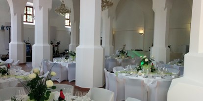 Hochzeit - nächstes Hotel - Oberösterreich - Säulenhalle - Schlosshotel Mondsee