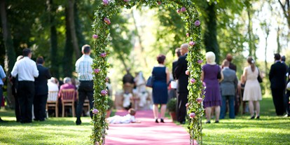 Hochzeit - Art der Location: Schloss - Niederösterreich - Heiraten im Veranstaltungsschloss Margarethen am Moos. - Veranstaltungsschloss Margarethen am Moos