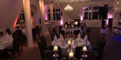 Hochzeit - Umgebung: in einer Stadt - Deutschland - Elblocation Panorama Lounge 