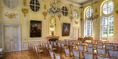 Hochzeit - Art der Location: im Freien - Tolles historisches Ambiente - Barockschloss Oberlichtenau