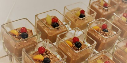 Hochzeit - Geeignet für: Produktpräsentation - Bayern - Dessertbuffet - Romantische Scheune