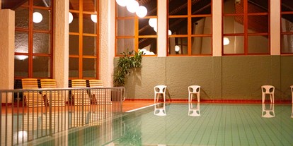 Hochzeit - Art der Location: Hotel - Engelskirchen - Schwimmbad - Landhaus Nordhelle