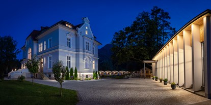 Hochzeit - Umgebung: im Park - Österreich - Unser Festsaal bietet Platz für bis zu 200 Gäste.  - Villa Bergzauber