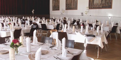 Hochzeit - externes Catering - Schönau (Südwestpfalz) - Hochzeit im Festsaal. - Hohenstaufensaal